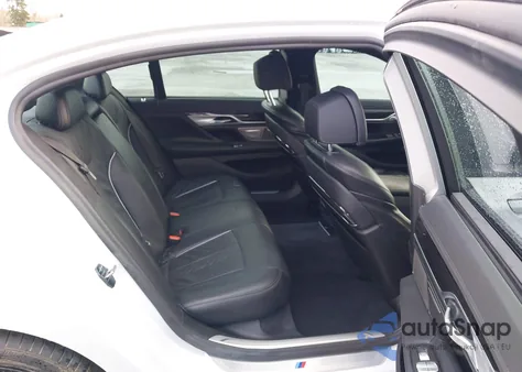 2020 BMW 740I xDrive из США, поврежденный, VIN WBA7T4C02LCE14229